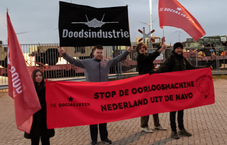 NAVO uit de Eemshaven, Nederland uit de NAVO!